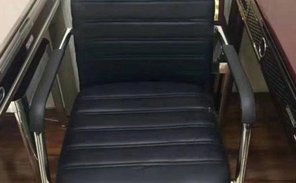 2025年什么牌子八宿麻将椅好？选购与保养避坑指南